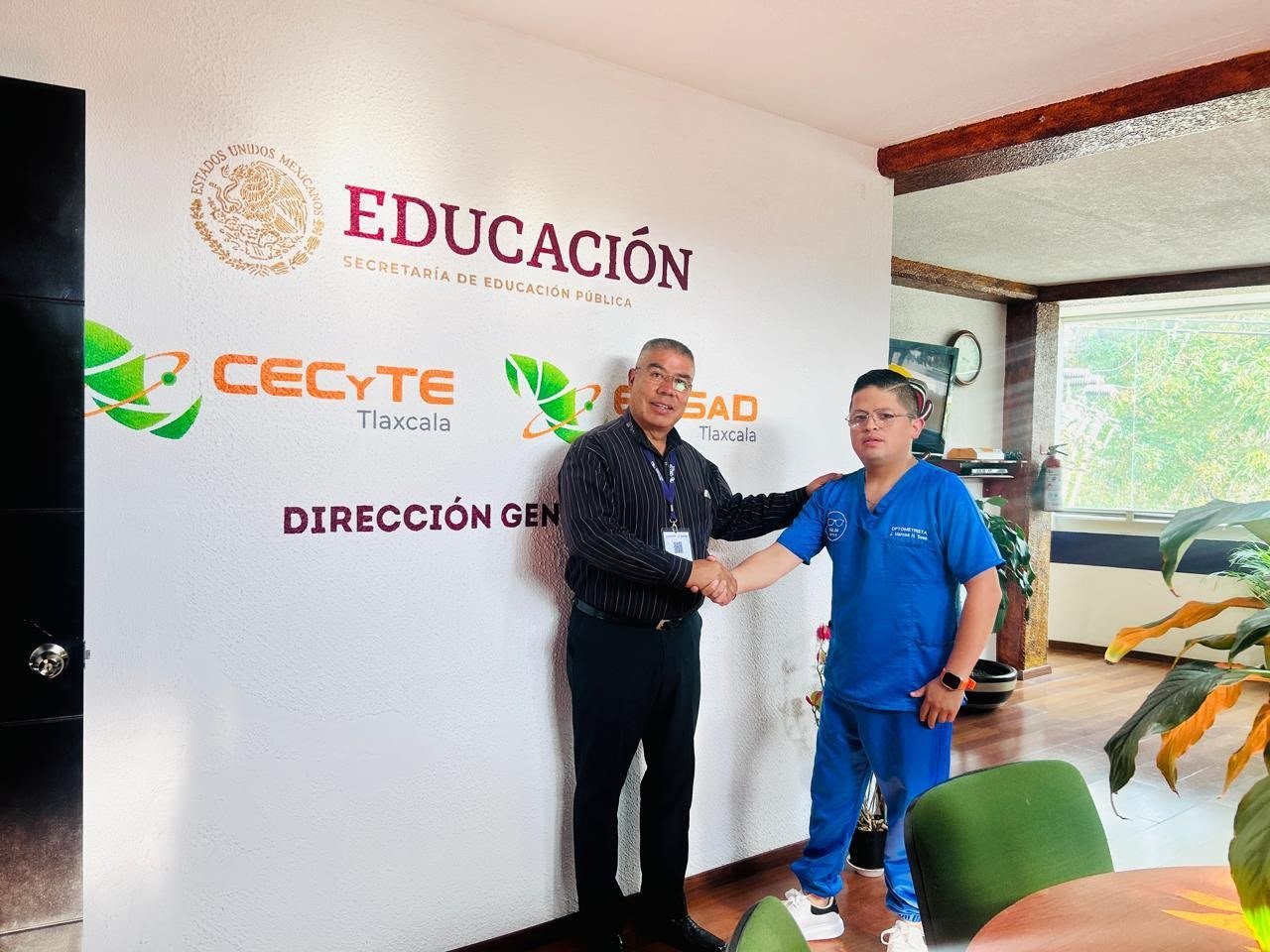 Convenio con CECyTE Tlaxcala y Ópticas Luxentra